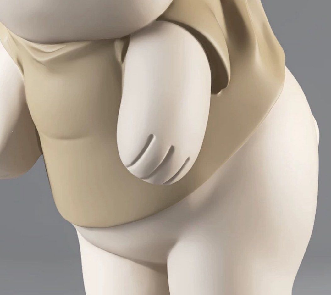 VESA Modern Bear Decorative Figurine