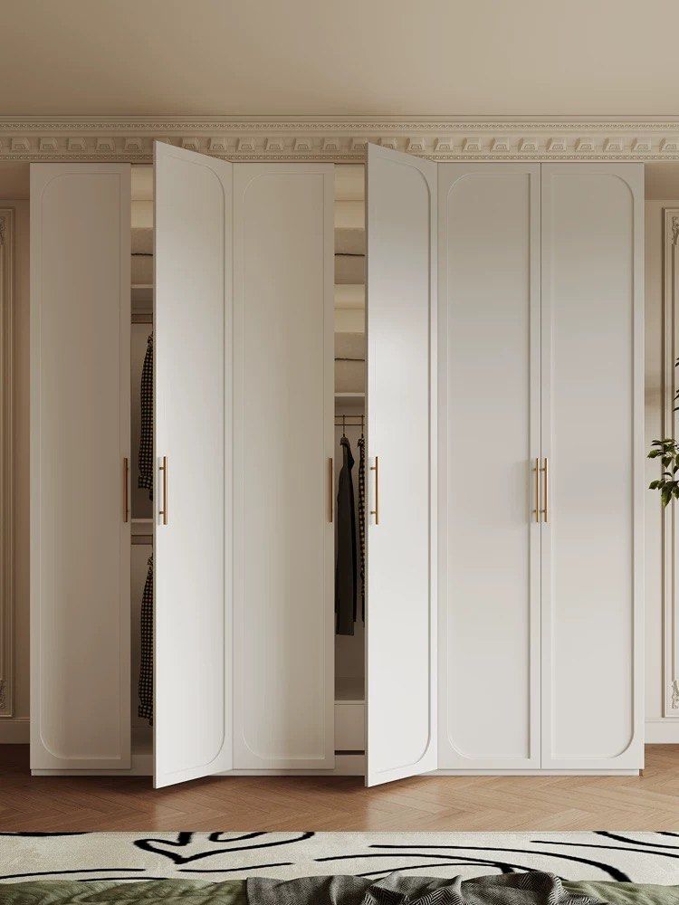 GAIUS Modern Wardrobe
