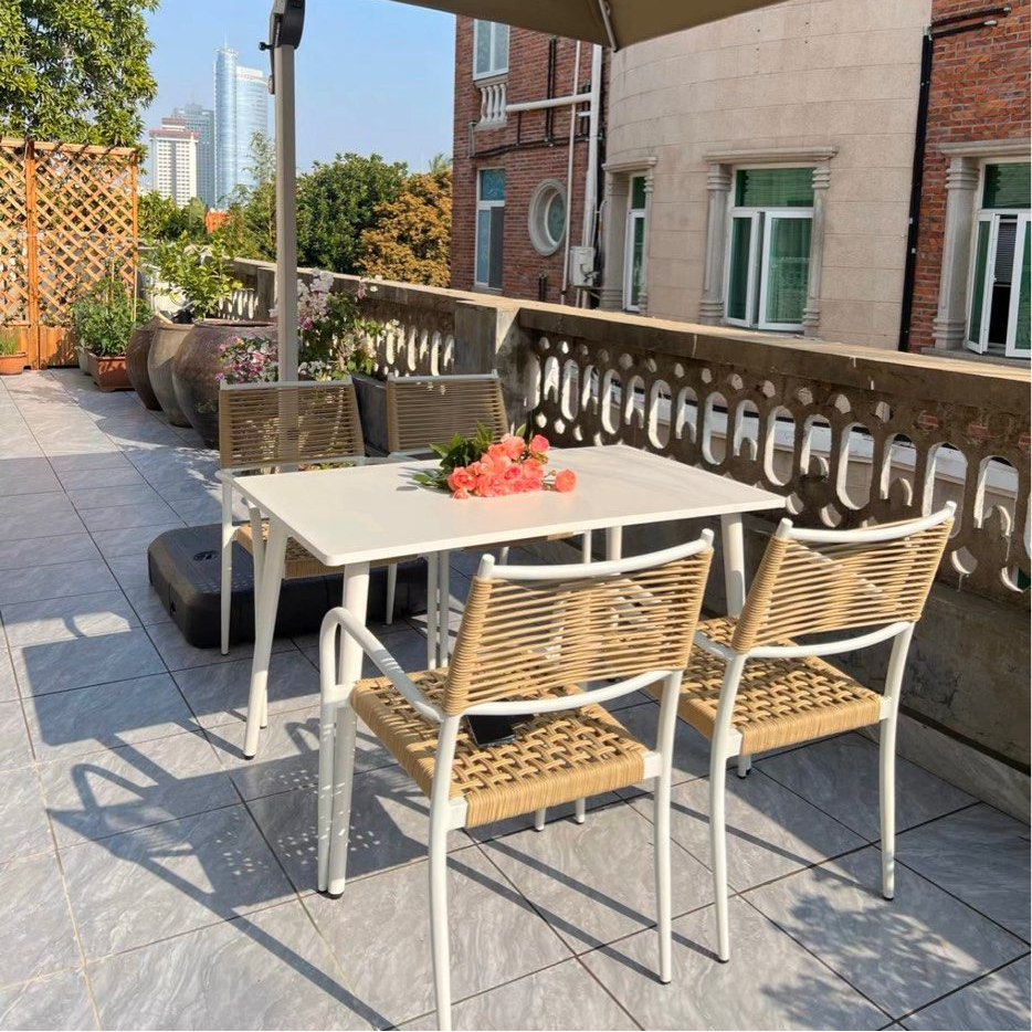 MARS Modern Outdoor Dining Set