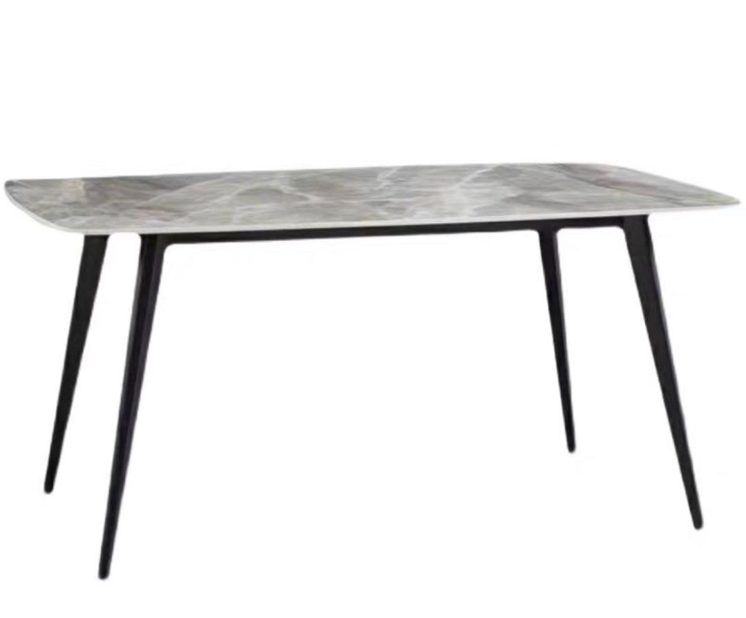 QUINTUS Modern Marble Dining Table