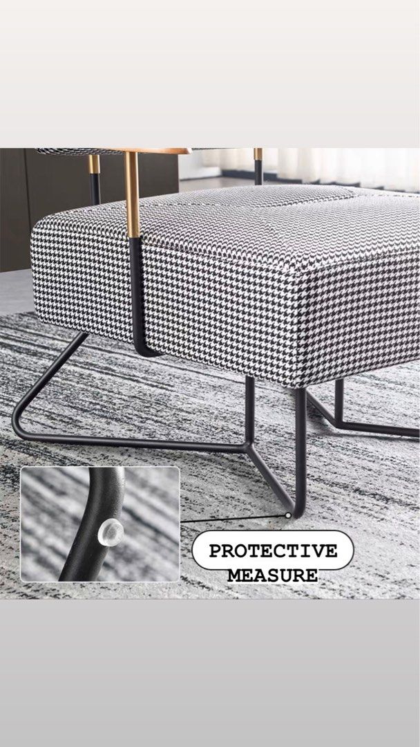 IONA Modern Lounge Chair