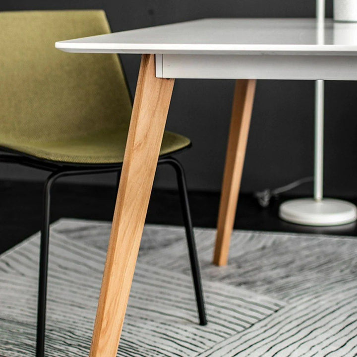 ZUCKER Minimalist Desk